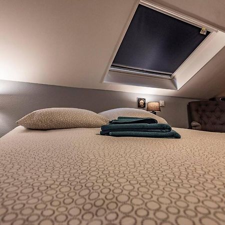 Suite Moet Ch - Reims Centre Ville Luaran gambar