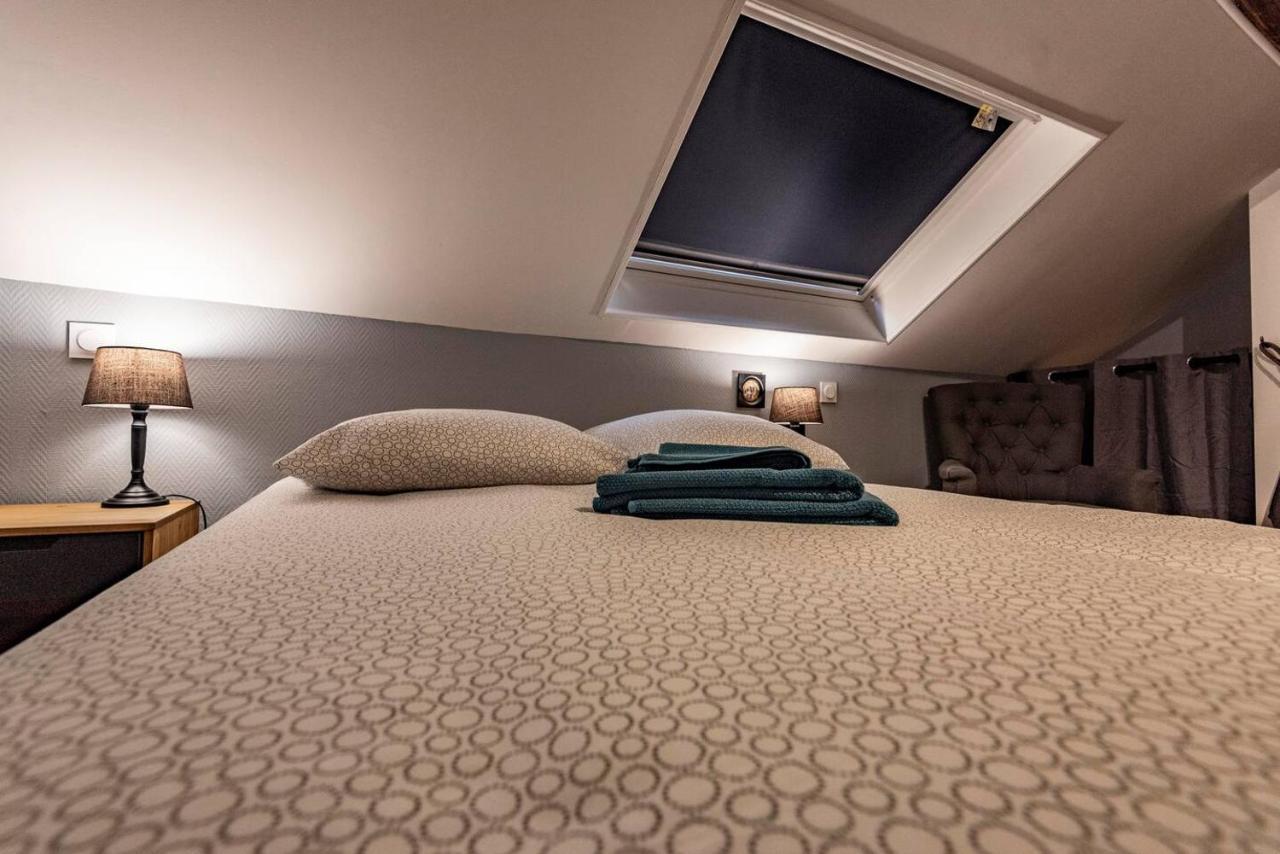 Suite Moet Ch - Reims Centre Ville Luaran gambar
